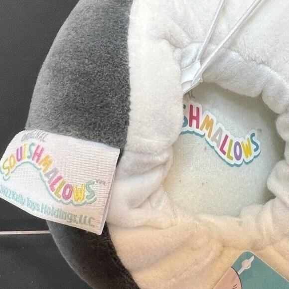 Kellytoy Squishmallows Paxton Penguin Slippers Christmas Santa Hat Size 11/12 - Picture 3 of 5